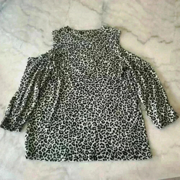 Michael Kors Open Shoulder Top - Picture 13 of 14